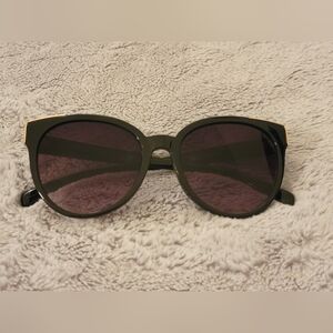 Oscar de la Renta Sunglasses